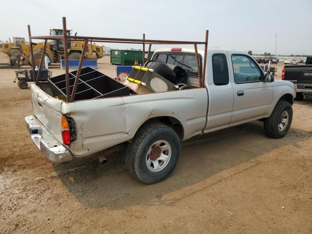 4TAWM72N4YZ582686 - 2000 TOYOTA TACOMA XTRACAB SILVER photo 3
