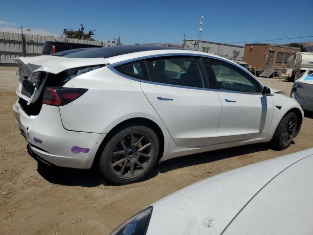 5YJ3E1EA9KF326681 - 2019 TESLA MODEL 3 WHITE photo 3