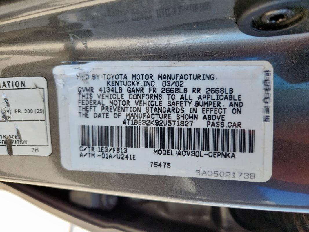 4T1BE32K92U571827 - 2002 TOYOTA CAMRY LE GRAY photo 12