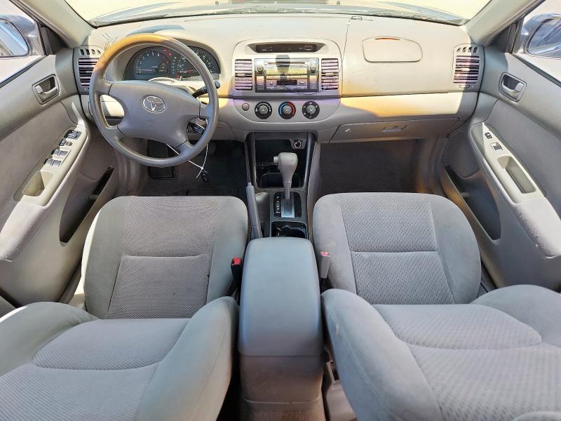 4T1BE32K92U571827 - 2002 TOYOTA CAMRY LE GRAY photo 8