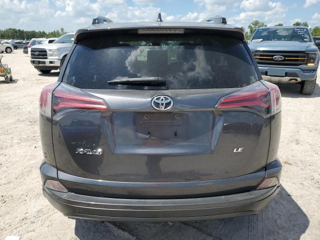 JTMZFREV4JJ209106 - 2018 TOYOTA RAV4 LE GRAY photo 6