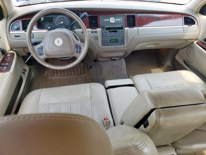 1LNHM81WX3Y655356 - 2003 LINCOLN TOWN CAR EXECUTIVE TAN photo 8