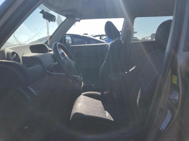 JTLZE4FEXB1126127 - 2011 TOYOTA SCION XB GRAY photo 7