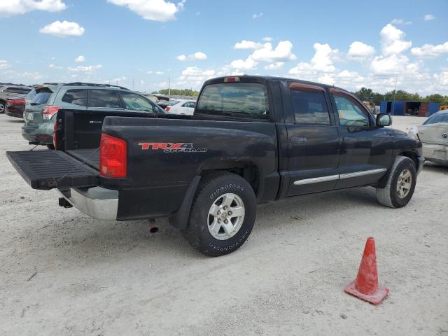 1D7HW58J56S513209 - 2006 DODGE DAKOTA QUAD LARAMIE BLACK photo 3