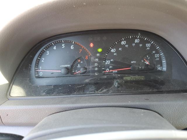 JTDBE32K820002172 - 2002 TOYOTA CAMRY LE BURGUNDY photo 9