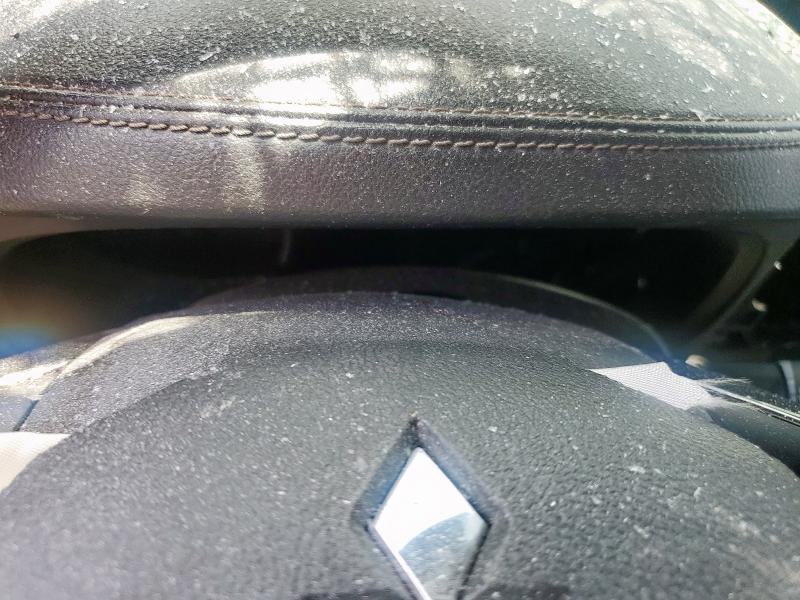 JA4AD3A38JZ021950 - 2018 MITSUBISHI OUTLANDER SE თეთრი ფოტო 9