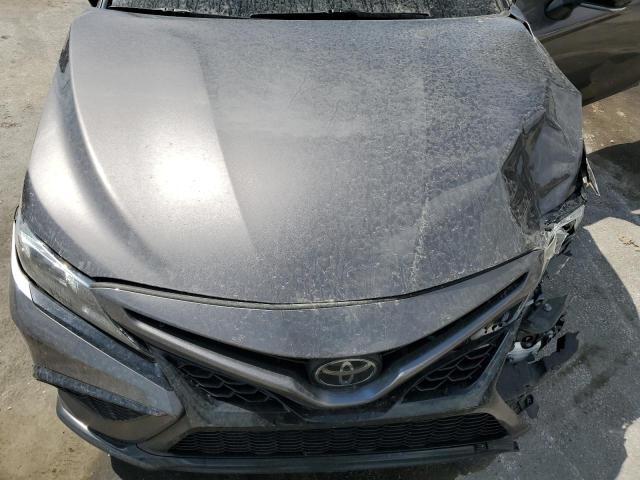 4T1G11AK3PU793777 - 2023 TOYOTA CAMRY SE NIGHT SHADE GRAY photo 11