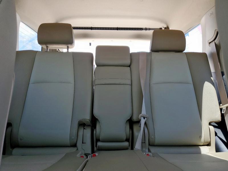 JTEZU5JR9K5191828 - 2019 TOYOTA 4RUNNER SR5 WHITE photo 10