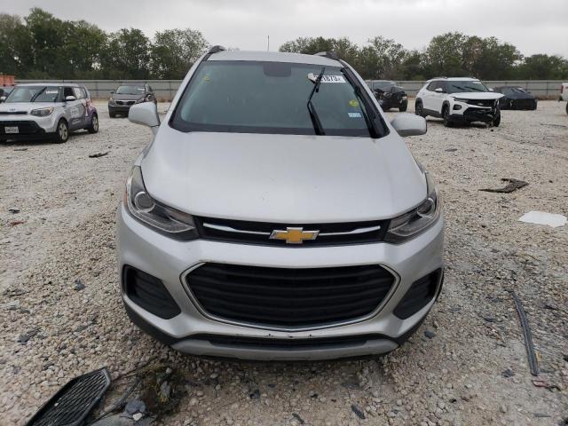 KL7CJLSB8HB222227 - 2017 CHEVROLET TRAX 1LT SILVER photo 5