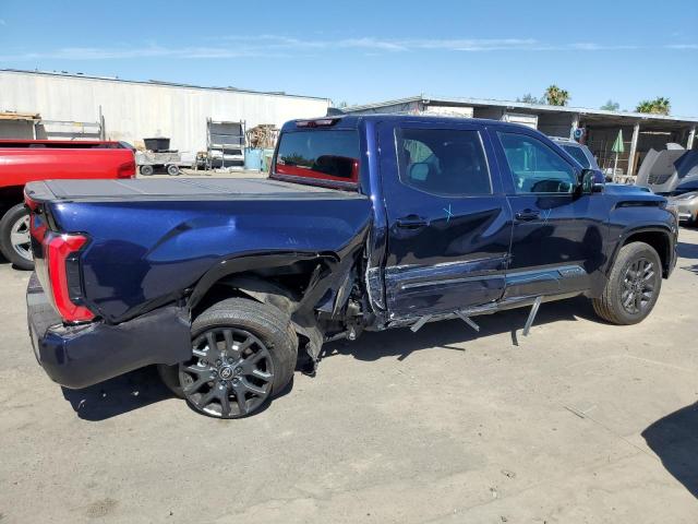 5TFNA5DB5SX245916 - 2025 TOYOTA TUNDRA CREWMAX PLATINUM ლურჯი ფოტო 3