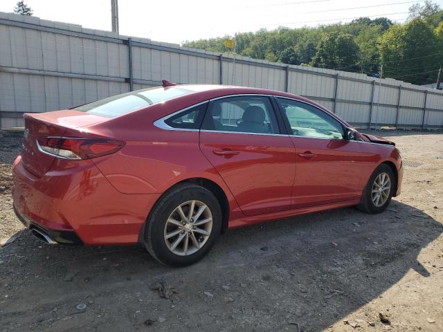 5NPE24AF4KH812563 - 2019 HYUNDAI SONATA SE RED photo 3