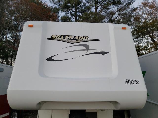 4V0FC322X4A000465 - 2004 CROS SILVERADO WHITE photo 8