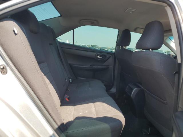 4T1BF1FK8GU160356 - 2016 TOYOTA CAMRY LE GRAY photo 10