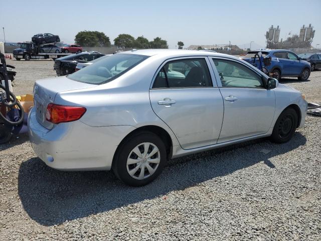 JTDBL40E299093292 - 2009 TOYOTA COROLLA BASE SILVER photo 3