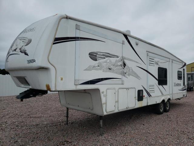 4YDF3502374701759 - 2007 KEYSTONE MONTANA WHITE photo 2