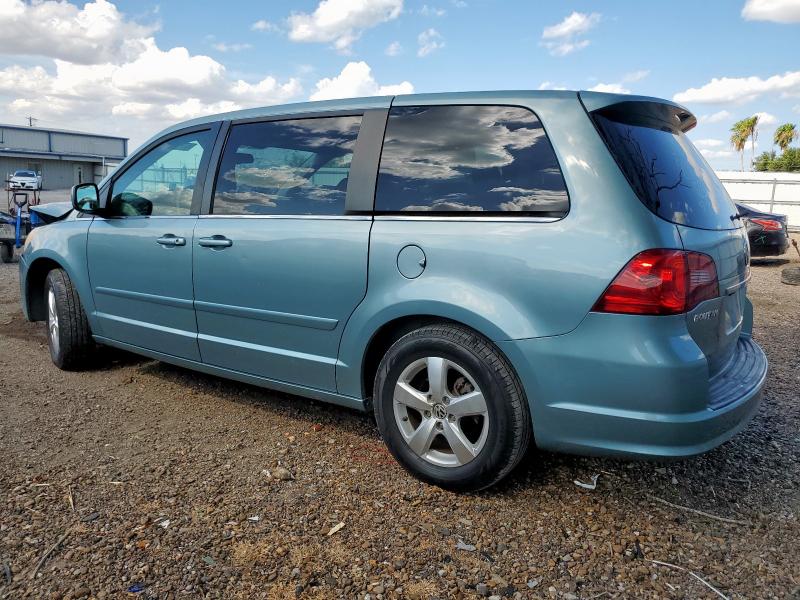 2V4RW3D12AR174238 - 2010 VOLKSWAGEN ROUTAN SE TEAL photo 2