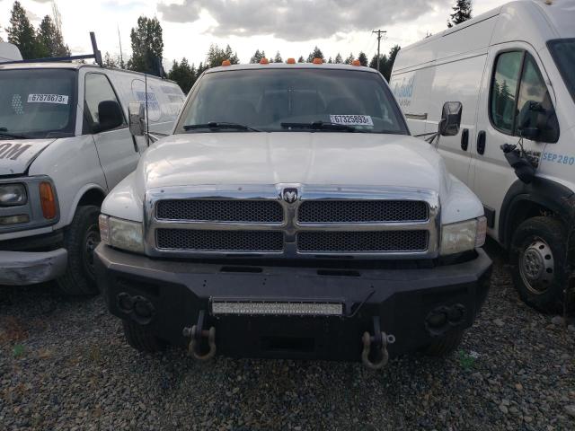 1B7MF33D6WJ125099 - 1998 DODGE RAM 3500 WHITE photo 5