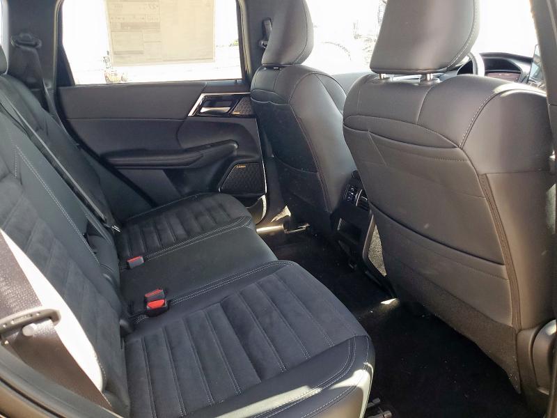 JA4J3VA82SZ024130 - 2025 MITSUBISHI OUTLANDER SE BLACK photo 11