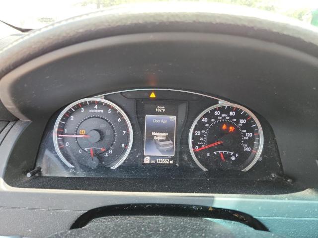 4T1BF1FK6GU204998 - 2016 TOYOTA CAMRY LE SILVER photo 9