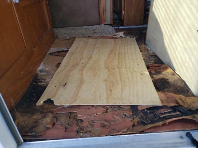 4YDT32F26ET411799 - 2014 KEYSTONE PASSPORT 白色 照片 9