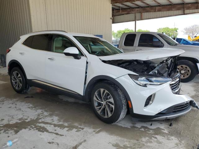 LRBFZNR41ND053260 - 2022 BUICK ENVISION ESSENCE WHITE photo 4