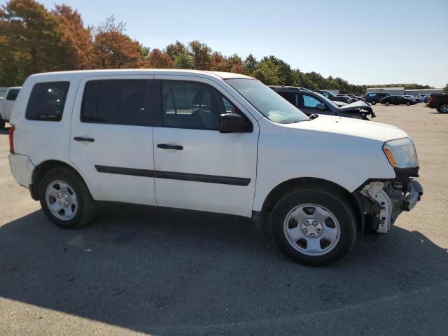 5FNYF4H26DB077185 - 2013 HONDA PILOT LX WHITE photo 4