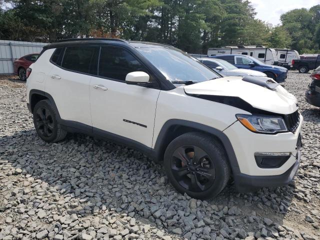 3C4NJDBB7KT761154 - 2019 JEEP COMPASS LATITUDE WHITE photo 4