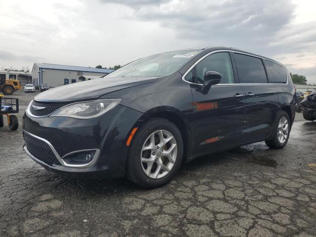 2017 CHRYSLER PACIFICA TOURING L, null