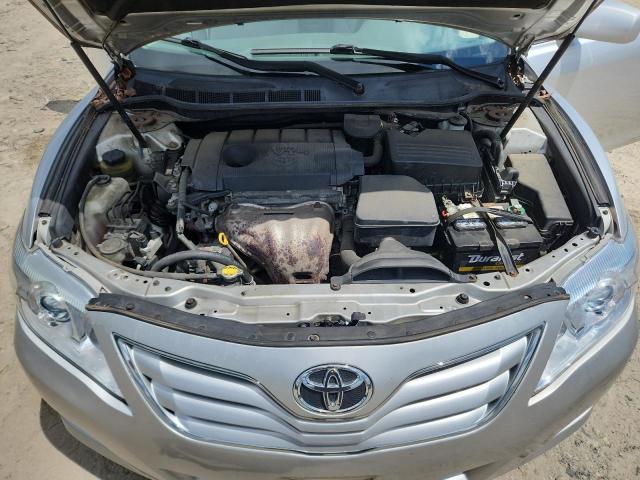 4T1BF3EK7BU143277 - 2011 TOYOTA CAMRY BASE ვერცხლისფერი ფოტო 11