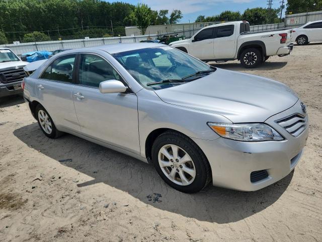 4T1BF3EK7BU143277 - 2011 TOYOTA CAMRY BASE ვერცხლისფერი ფოტო 4