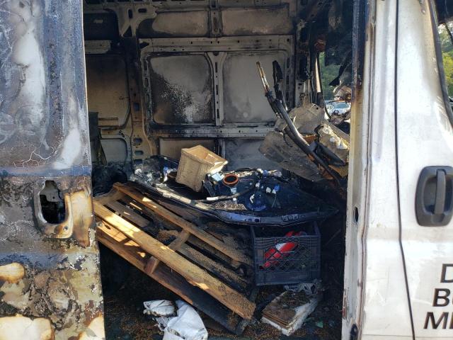 3C6TRVDG8JE137808 - 2018 RAM PROMASTER 2500 HIGH თეთრი ფოტო 11