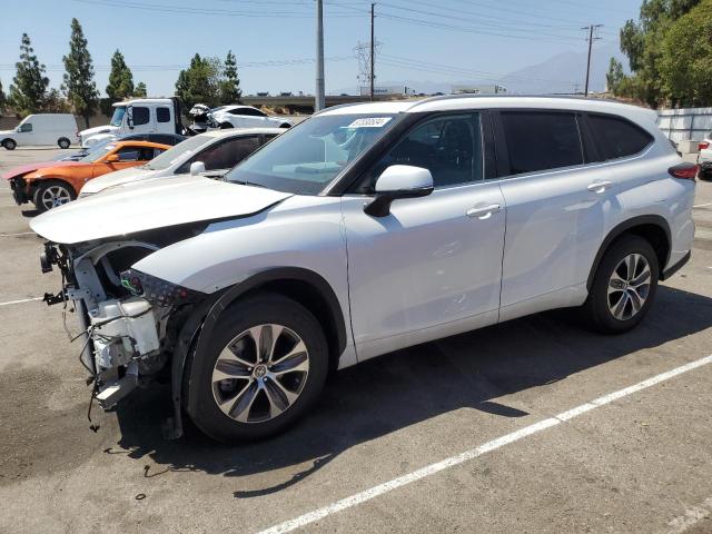 5TDKDRAH0PS020701 - 2023 TOYOTA HIGHLANDER L WHITE photo 1