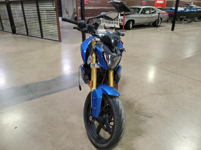 WB30G1101JR852746 - 2018 BMW G310 R BLUE photo 2