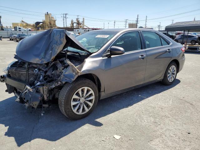4T4BF1FK0FR492148 - 2015 TOYOTA CAMRY LE GRAY photo 1