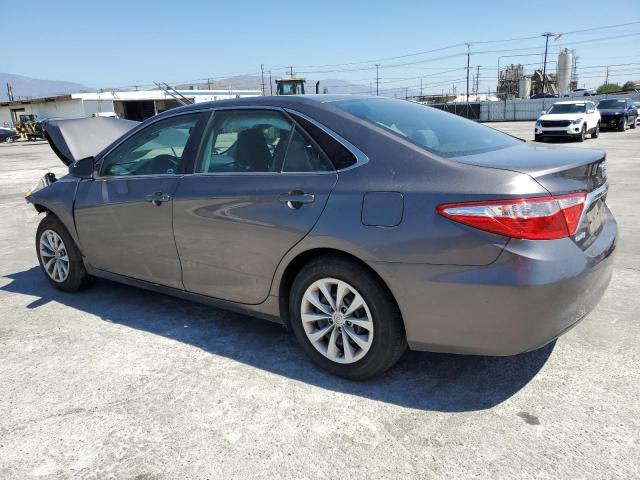 4T4BF1FK0FR492148 - 2015 TOYOTA CAMRY LE GRAY photo 2