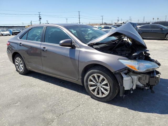 4T4BF1FK0FR492148 - 2015 TOYOTA CAMRY LE GRAY photo 4