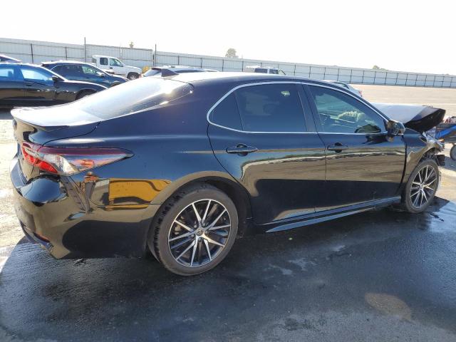 4T1T11AK7PU797877 - 2023 TOYOTA CAMRY SE NIGHT SHADE BLACK photo 3