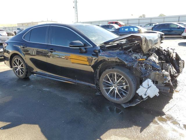 4T1T11AK7PU797877 - 2023 TOYOTA CAMRY SE NIGHT SHADE BLACK photo 4