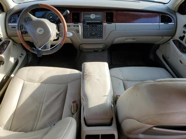 1LNHM83W43Y644558 - 2003 LINCOLN TOWN CARTIER BEIGE photo 8