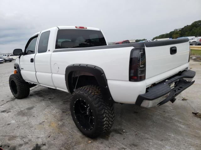 1GCGK29U9YE244822 - 2000 CHEVROLET SILVERADO K2500 WHITE photo 2