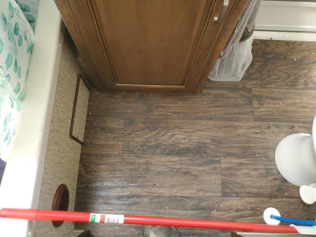 4YDT30B2XFK602241 - 2015 KEYSTONE LAREDO WHITE photo 9