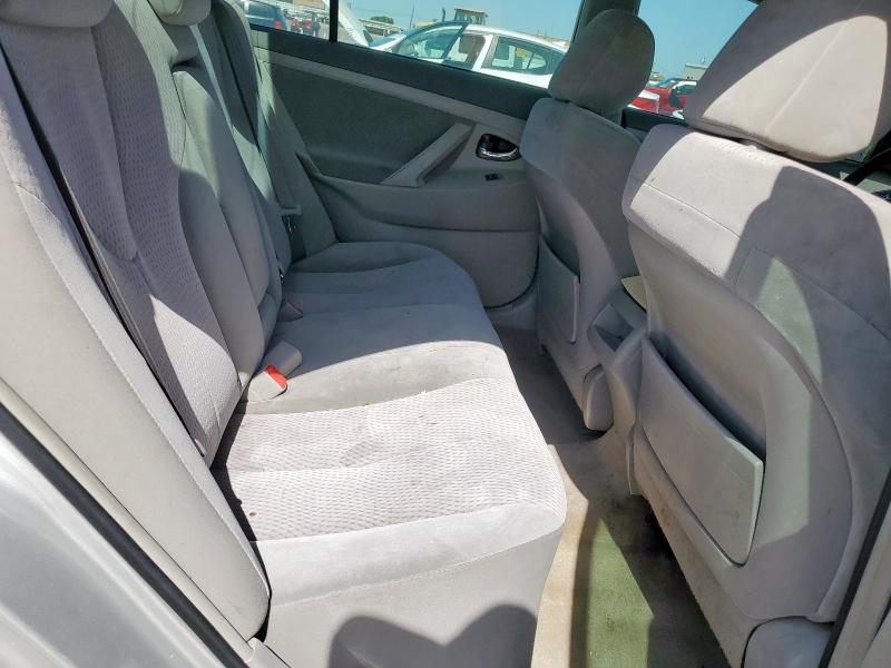 4T1BF3EK9BU168763 - 2011 TOYOTA CAMRY BASE SILVER photo 10