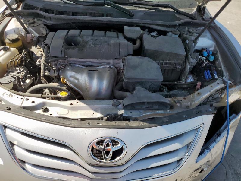 4T1BF3EK9BU168763 - 2011 TOYOTA CAMRY BASE SILVER photo 11