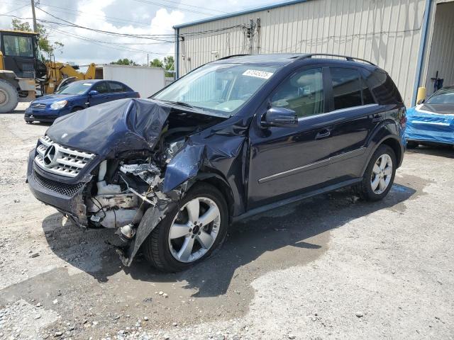 4JGBB8GB2BA674586 - 2011 MERCEDES-BENZ ML 350 4MATIC BLUE photo 1