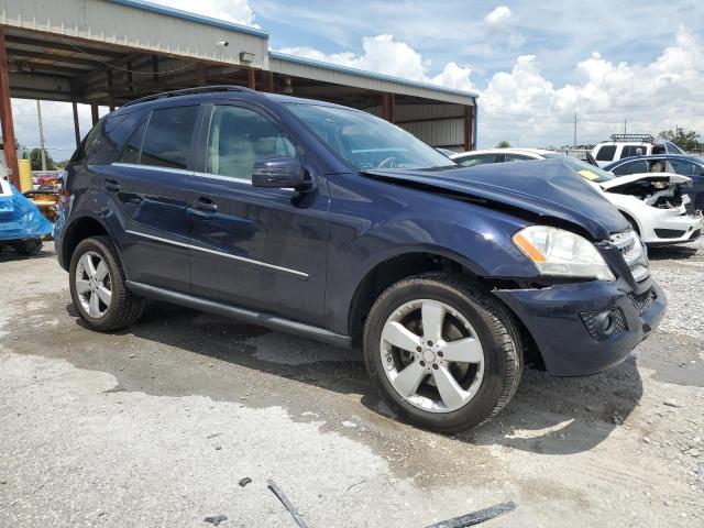 4JGBB8GB2BA674586 - 2011 MERCEDES-BENZ ML 350 4MATIC BLUE photo 4
