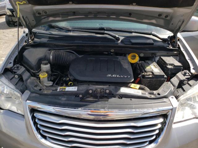 2C4RC1BGXER436320 - 2014 CHRYSLER TOWN & COU TOURING SILVER photo 12