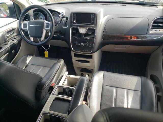 2C4RC1BGXER436320 - 2014 CHRYSLER TOWN & COU TOURING SILVER photo 8