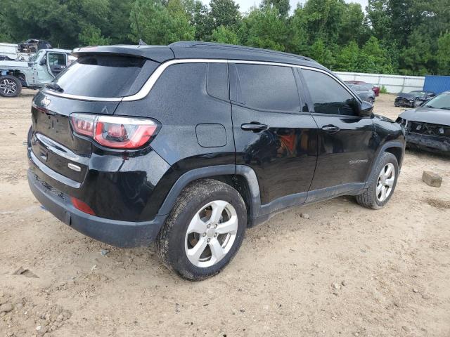 3C4NJCBB8HT672664 - 2017 JEEP COMPASS LATITUDE BLACK photo 3