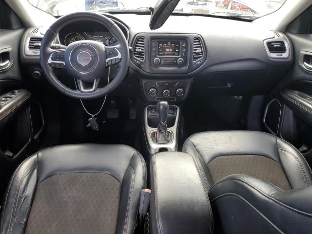 3C4NJCBB8HT672664 - 2017 JEEP COMPASS LATITUDE BLACK photo 8