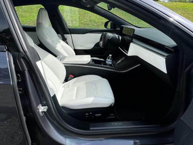 5YJSA1E62NF472394 - 2022 TESLA MODEL S 灰色 照片 5